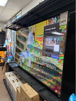 Samsung 98” Crystal UHD 4K Smart TV UN98DU9000