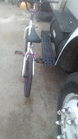 20′ Girls BCA FS Pro Bike White/Purple for Sale in Denver, CO