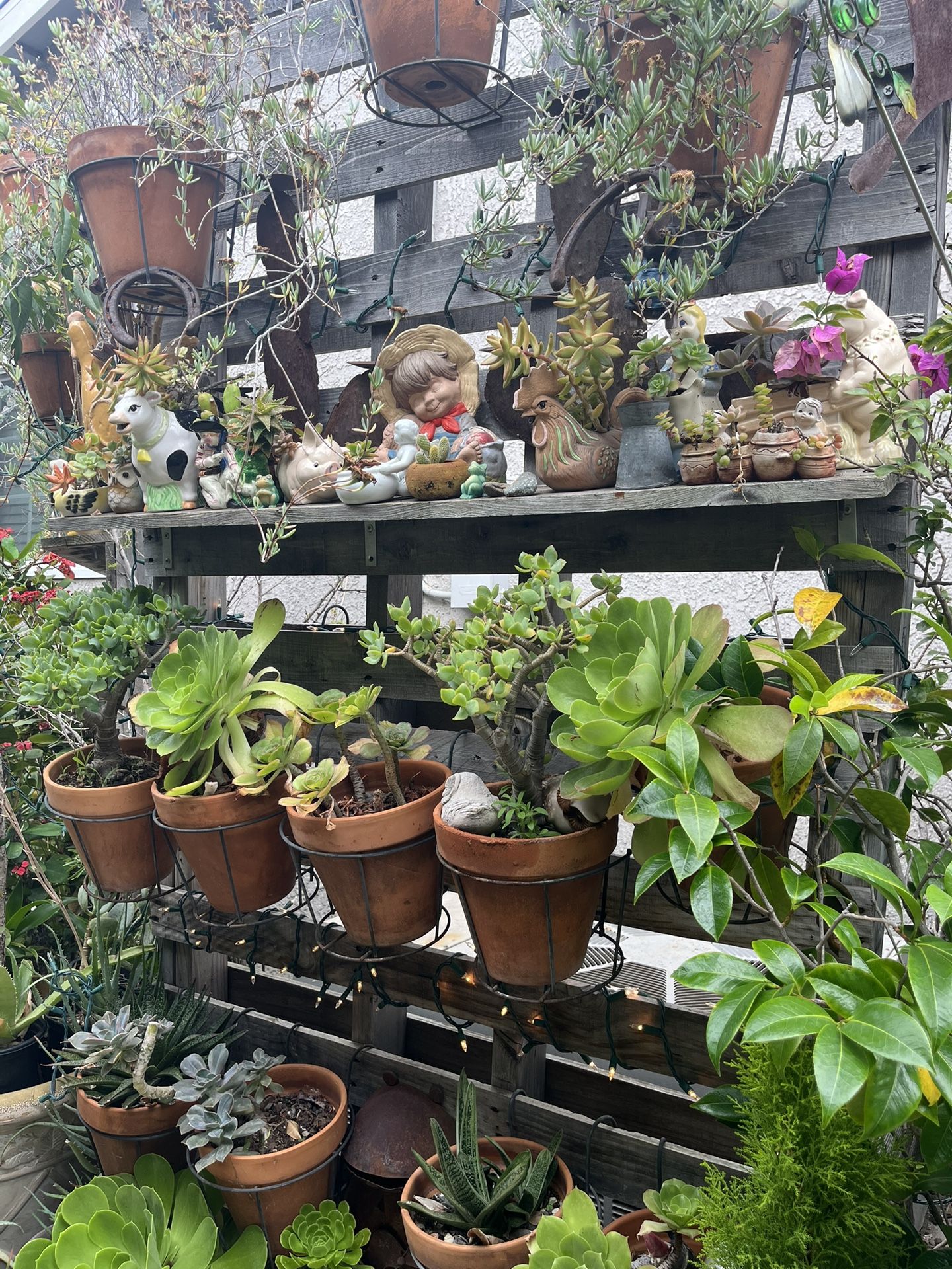 Garden Pallet Stand