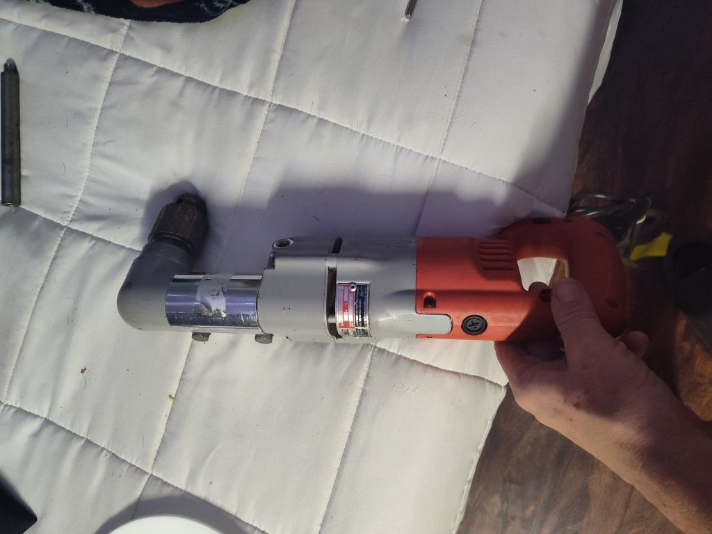 Milwaukee 1/2 " Right Angle 7 Amp Heavy Duty