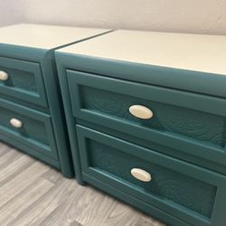 Cottage Cove Nightstands 
