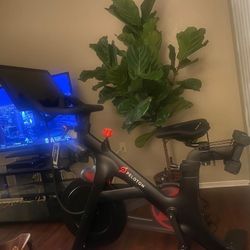 Peloton Bike