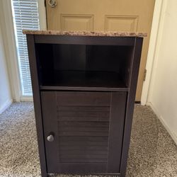 Nightstand/corner Table