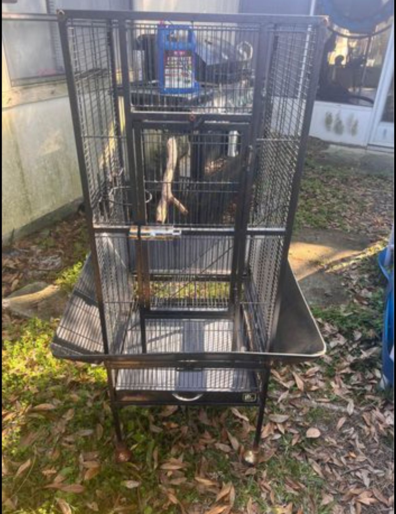 Bird Cage With Seed Catcher 