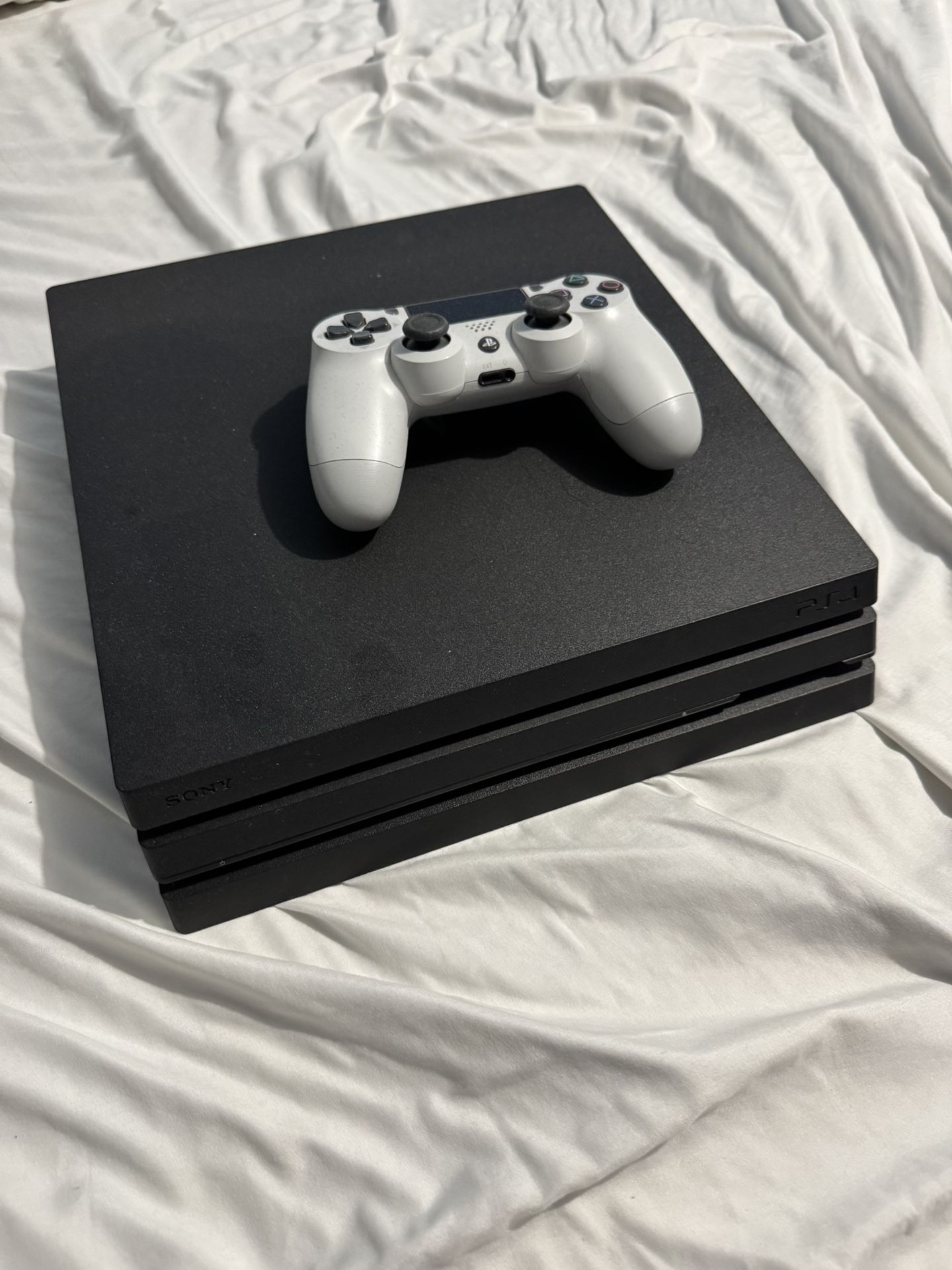 PS4 PRO