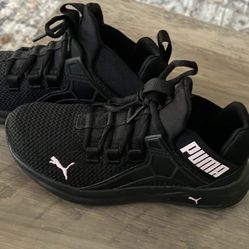 Women’s Pumas 