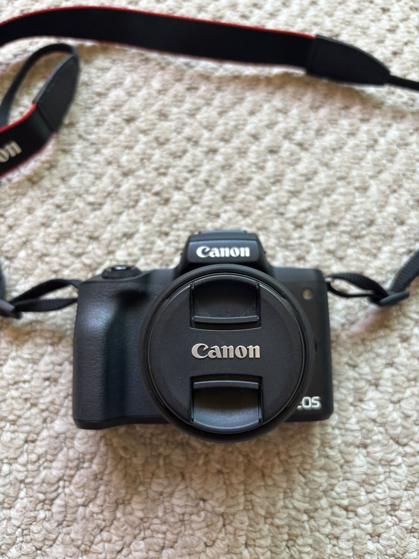 Canon EOS M50 Camera Bundle - Great Condition + Bag, Charger & 32GB SD