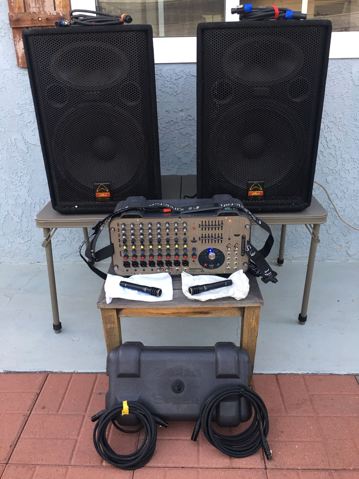 GIGRAC Soundcraft Powered Mixer 1000 Watts Wharfedale Professional Speakers 15” DJ Equipments Audix Microphones $550