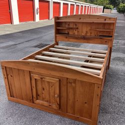 Solid Pine Bedroom Set  $600