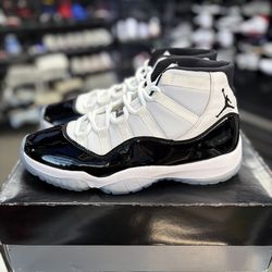Jordan 11 “Concord” Size 10.5