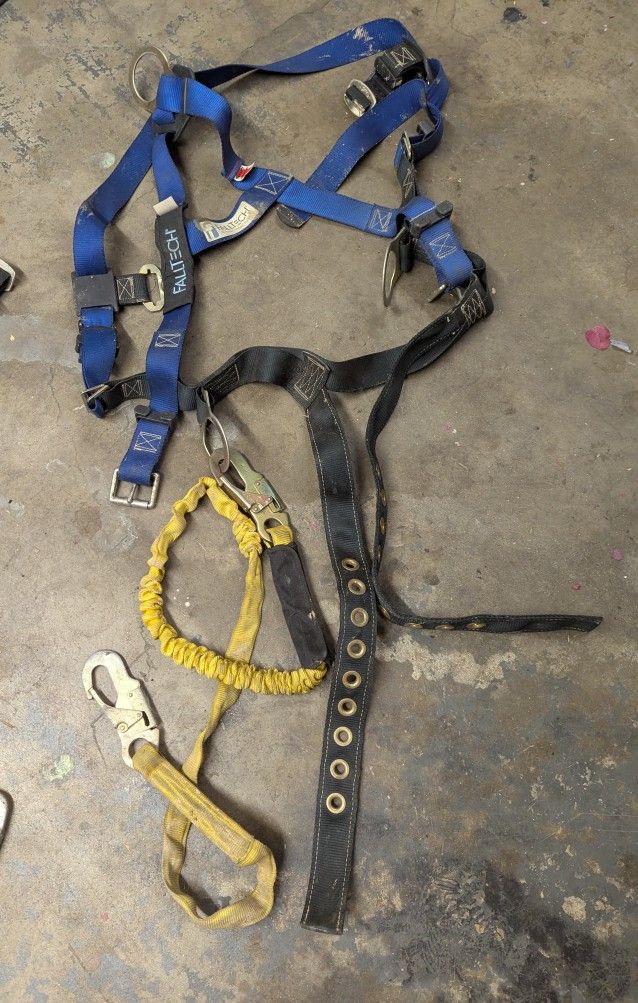 2 Fall Safety harnesses