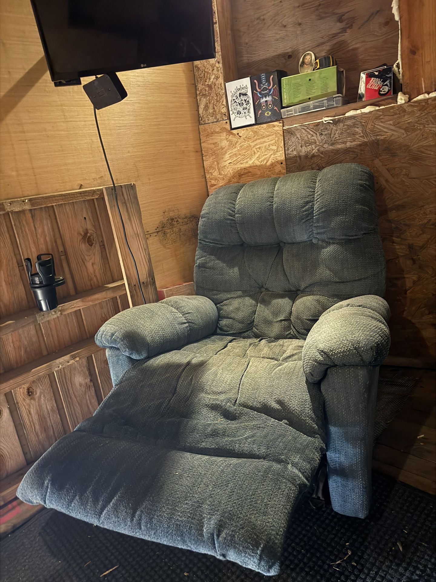 Recliner Sofa