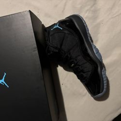 jordan 11 gamas size 5.5 