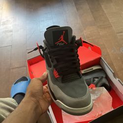 Jordan 4s Infareds Size 12