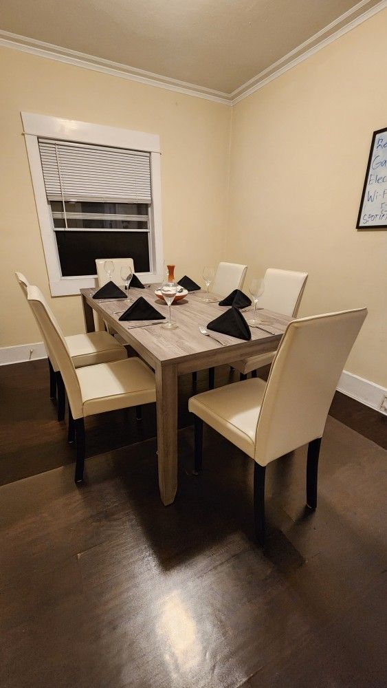 Modern Dining Table And Chairs