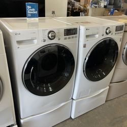 Lg Washer And Dryer Set 