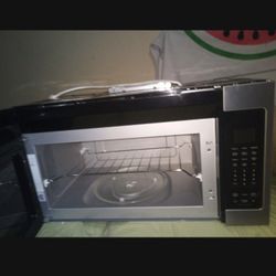 Whirlpool Microwave Never Used In Good Condition No Box 