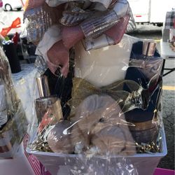 S’more Scented Gift Basket!! Body Mist And More