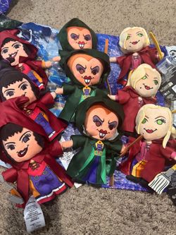 Disney Hocus Pocus Sanderson Sisters Plush Set