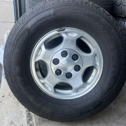 16” Original Chevrolet Rims And Tires