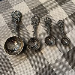 Rooster And Sunflower Measuring Spoons 