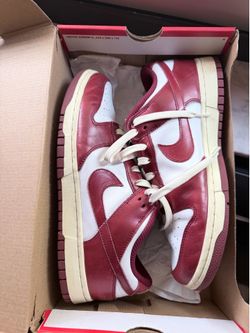 Nike Dunk WMNS Vintage Red Size 10.5 W / 9 M