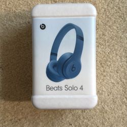 Beats Solo 4