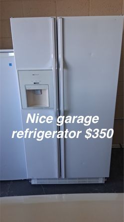 Nice garage Refrigerator