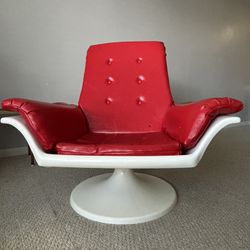 MCM Space Age Futorian Swivel Molded Plastic Shell Red Lounge Chair