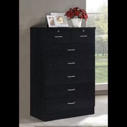 7 Drawer wood Dresser