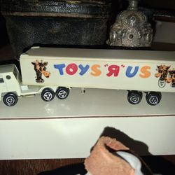Toys r Us die-cast