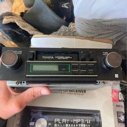 Old Toyota Radio Out Of 86 Pickup