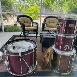 Pearl 5 Piece Drum set