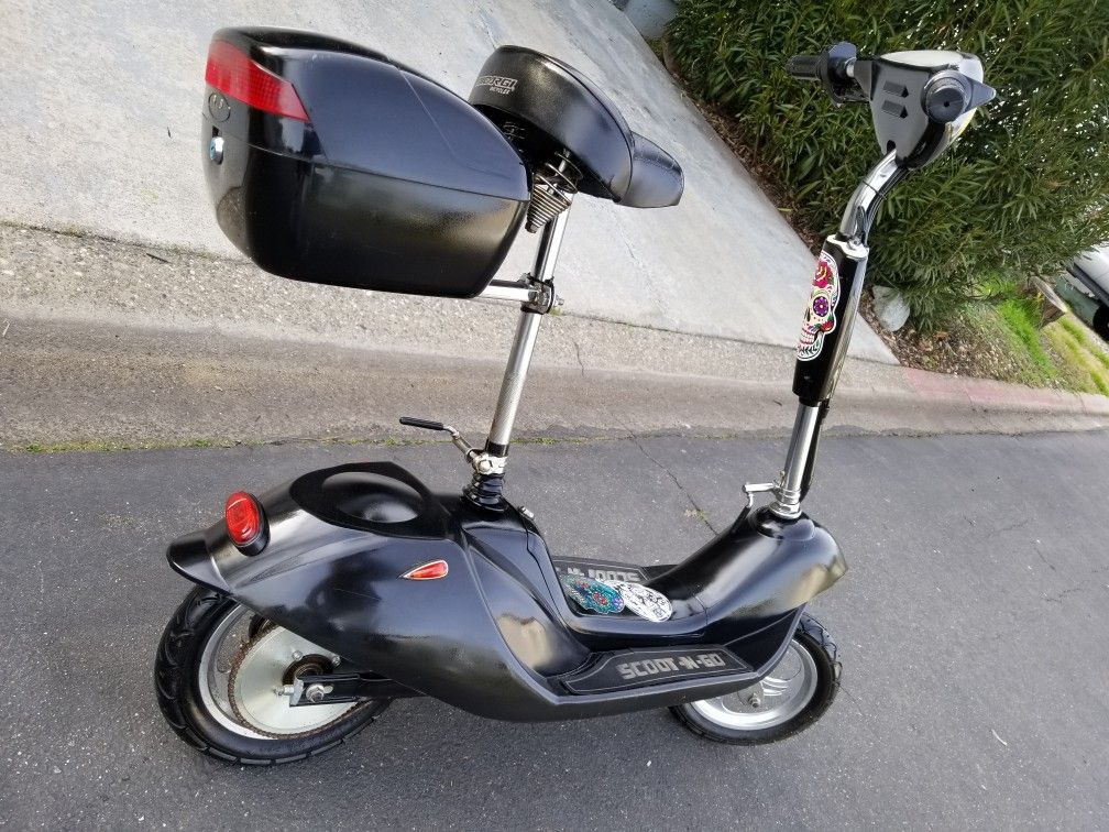 Scoot n Go Electric scooter for Sale in Chico, CA OfferUp