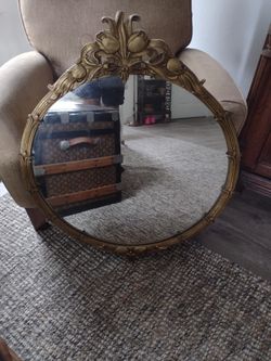 Round Gold Gilt wooden Mirror 