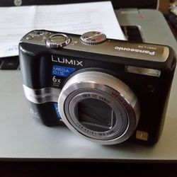 Panasonic LUMIX Digital Camera
