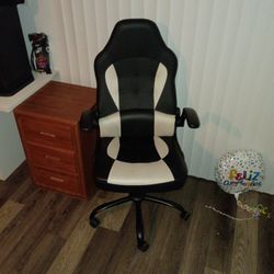 Silla Geimer Barata Nueva Jalando Bien Alguien Que Le Quiera Dar Uso Bien La Compré Y No La Uso Mi Hijo 