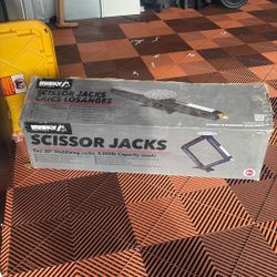 2 Scissor Jacks Brand New In Box