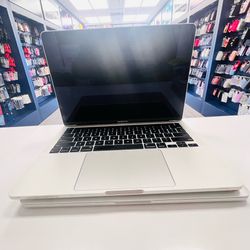 MacBook 13 inch 2020