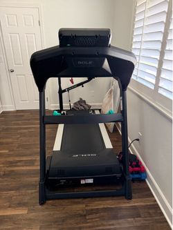 Sole F80 Treadmill