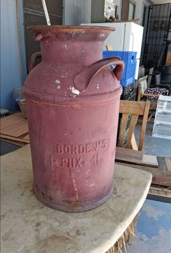 Vintage 1941 Bordens dairy Phoenix milk can