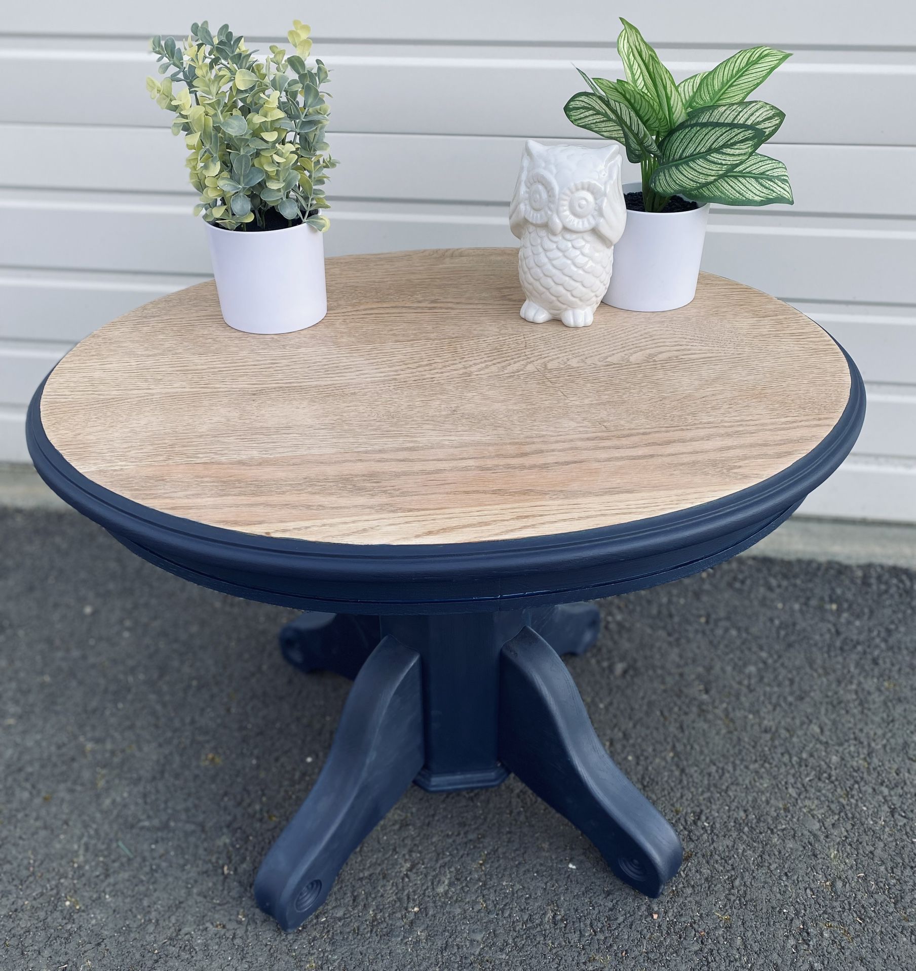 Solid Oak Side Table / End Table