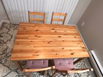IKEA dining table with 4 chairs & cushions