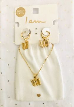 Two for one! I Am 💖✨🦋BUTTERFLY 🦋✨💕Necklace & Earrings Set