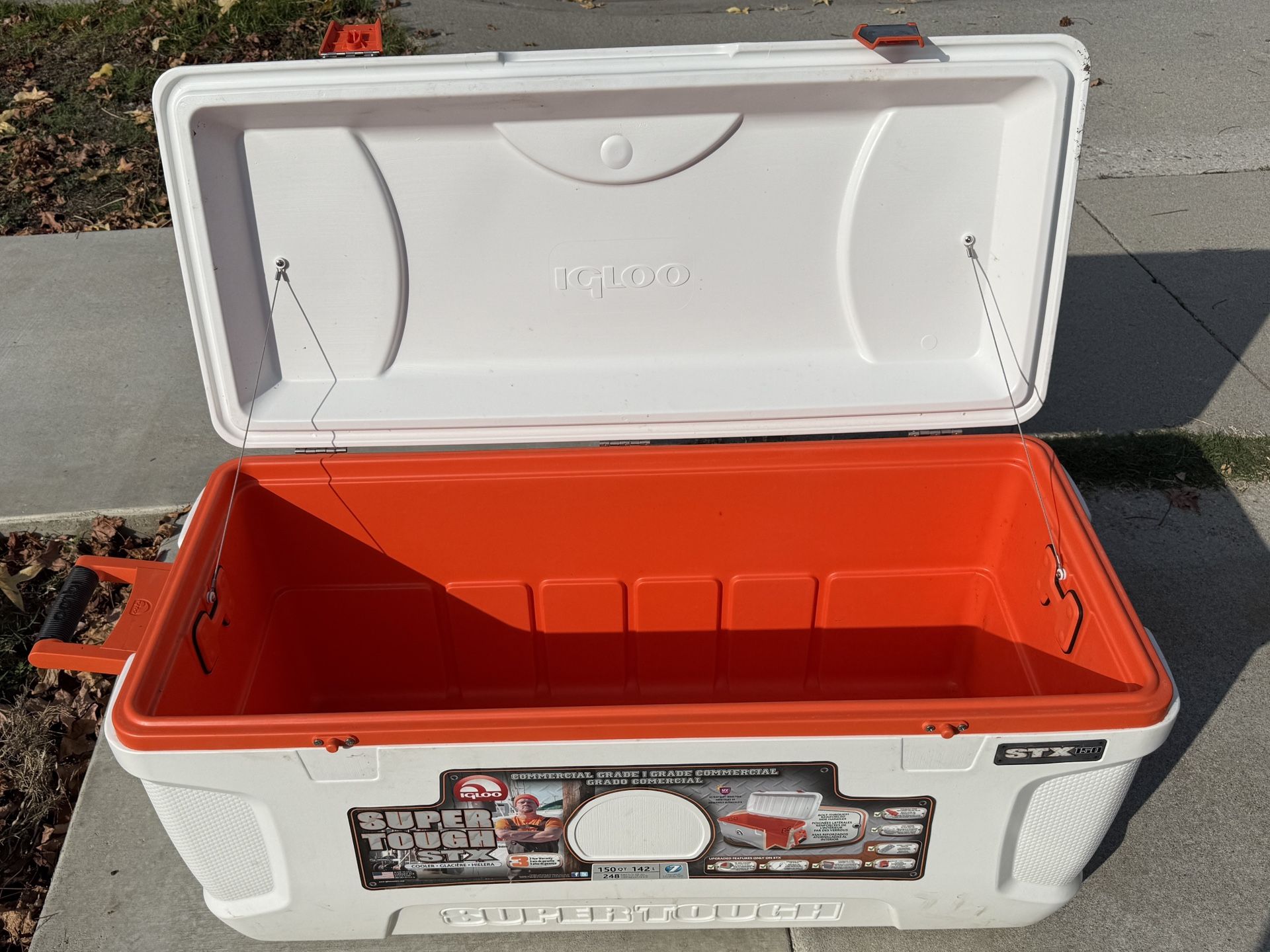 Igloo Super Tough STX 150 quart Cooler