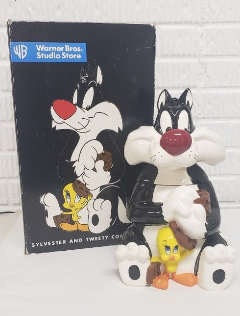 Sylvester and Tweety Cookie Jar