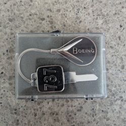 Boeing 737 Key