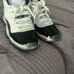 Jordan 11s 