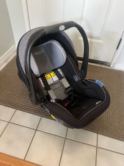 Graco Snugride Snugfit 35 Elite with 2 bases