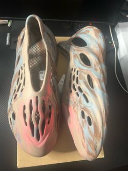 Adidas Yeezy Foam RNNR Mx Sand Grey Size 12